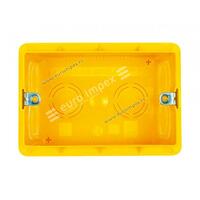 Montažna kutija za puni zid trostruka 3M 6523 Aling Mode